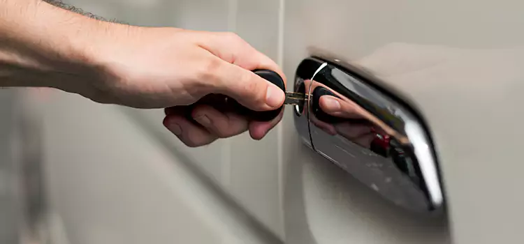 Why Choose Our Auto Locksmith Team in Seal Beach, CA?