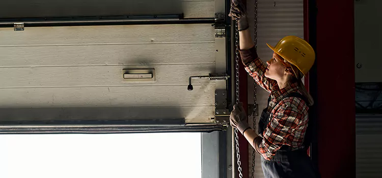 Addressing Common Garage Door Stoppage Issues in Seal Beach, CA