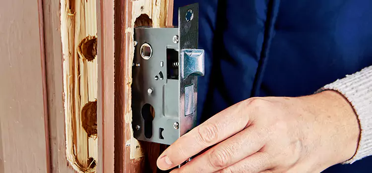 Garage Door Lock Replacement Seal Beach